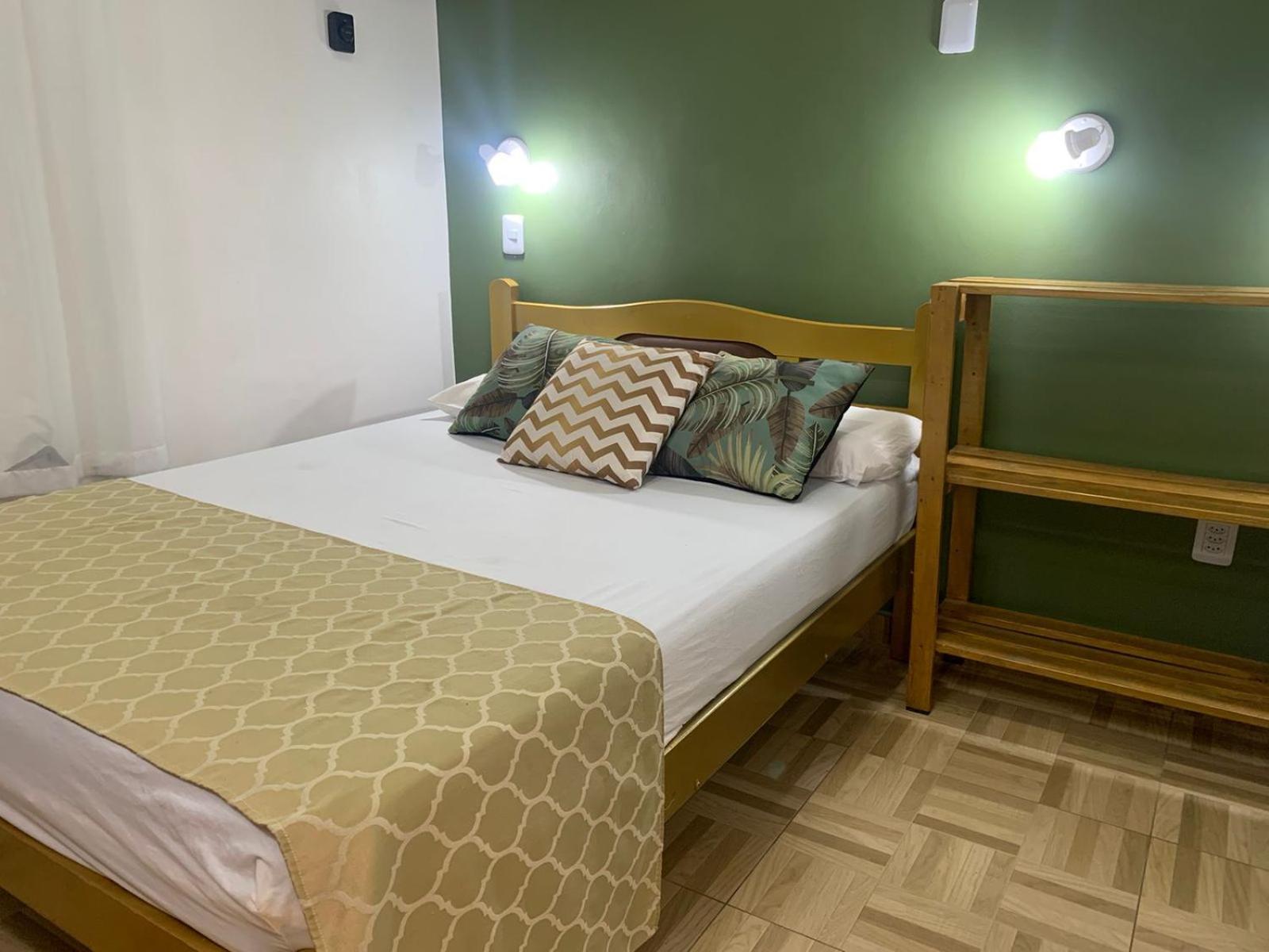 Happy E Hostal